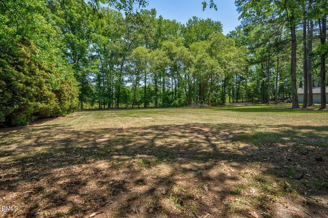586 Northwoods Country, Tarboro, NC 27886