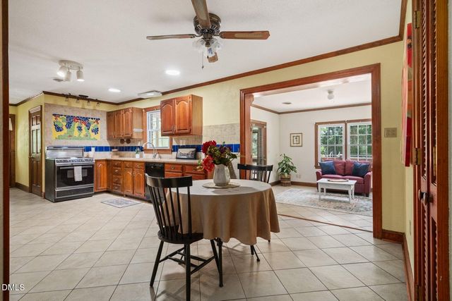 586 Northwoods Country, Tarboro, NC 27886
