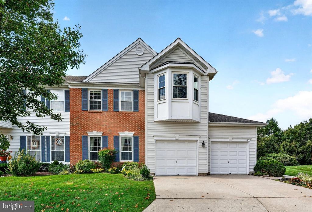 37 WINDINGBROOK RD, Bordentown, NJ 08505 — photo 2