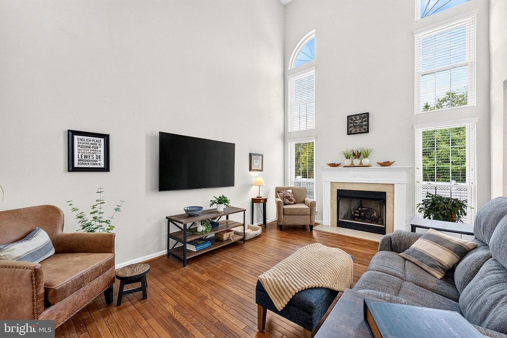 37 WINDINGBROOK RD, Bordentown, NJ 08505 — photo 5
