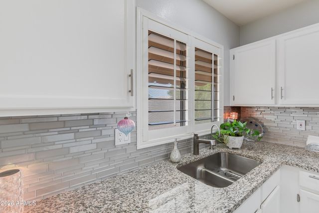 6782 S PEBBLE BEACH Drive, Chandler, AZ 85249