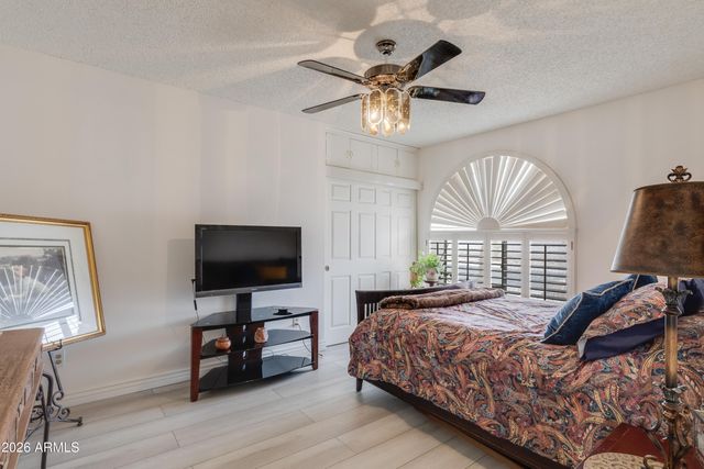 6782 S PEBBLE BEACH Drive, Chandler, AZ 85249