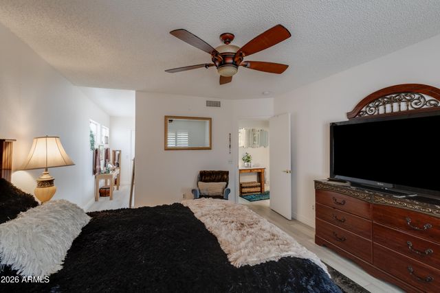 6782 S PEBBLE BEACH Drive, Chandler, AZ 85249