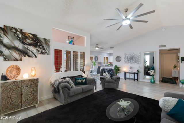 6782 S PEBBLE BEACH Drive, Chandler, AZ 85249