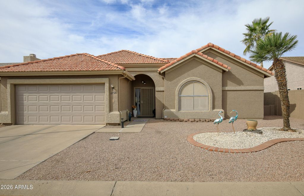 6782 S PEBBLE BEACH Drive, Chandler, AZ 85249