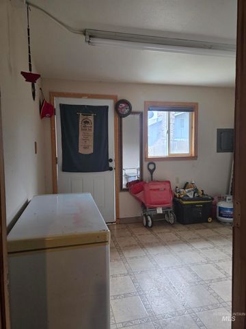 7382 W Danbury Ct, Boise, ID 83709