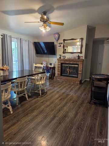 7382 W Danbury Ct, Boise, ID 83709