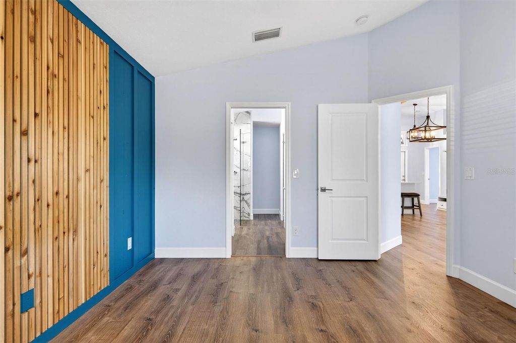 Image 20 of property listing at 4444 SANIBEL WAY, Bradenton, FL 34203