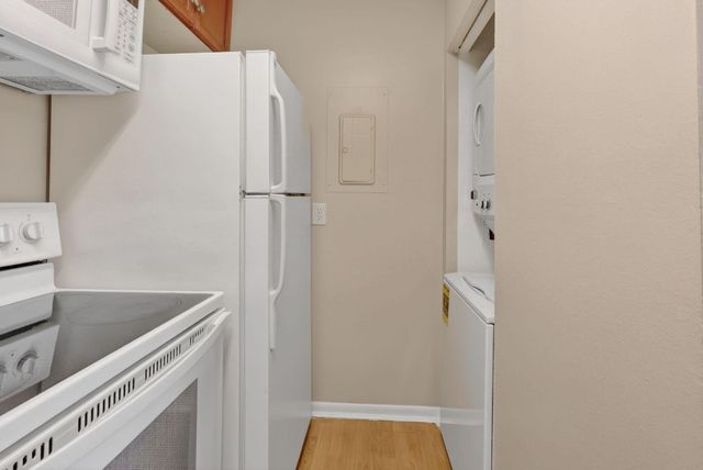 624 Sea Pine Way B3, Greenacres, FL 33415