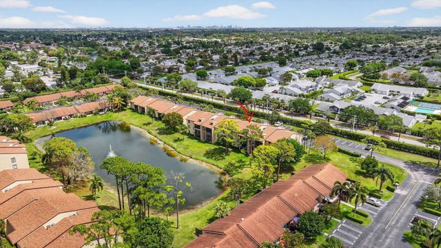 624 Sea Pine Way B3, Greenacres, FL 33415