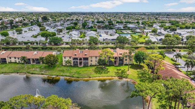 624 Sea Pine Way B3, Greenacres, FL 33415