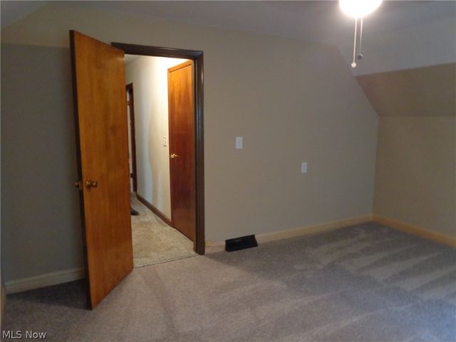 3303 Akins Road, North Royalton, OH 44133