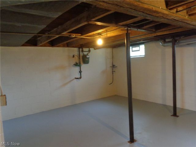 3303 Akins Road, North Royalton, OH 44133