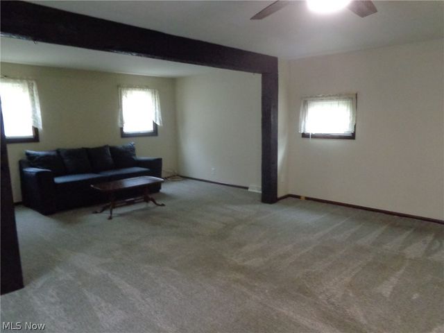 3303 Akins Road, North Royalton, OH 44133