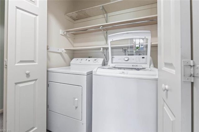 4910 Cypress Point Cir Apt 102, Virginia Beach, VA 23455