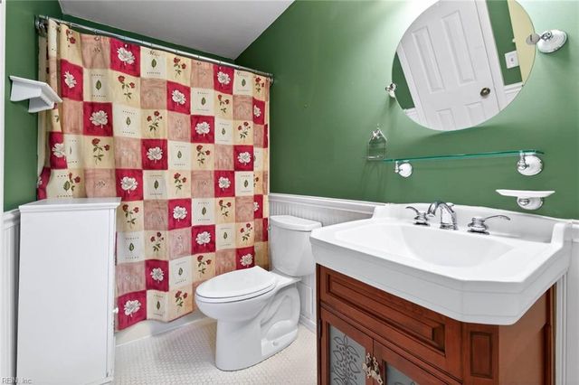4910 Cypress Point Cir Apt 102, Virginia Beach, VA 23455