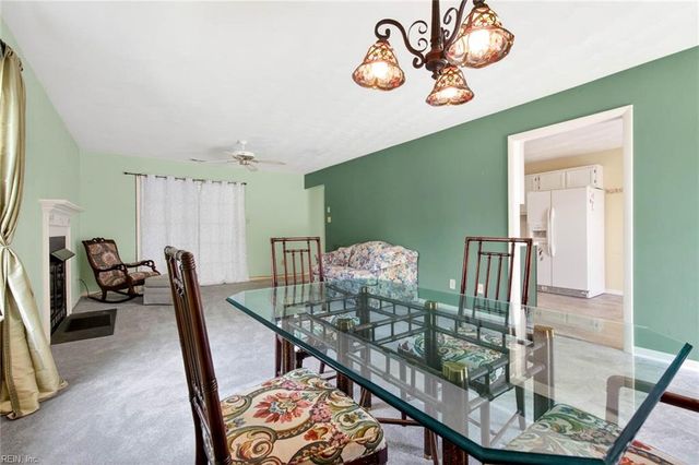 4910 Cypress Point Cir Apt 102, Virginia Beach, VA 23455