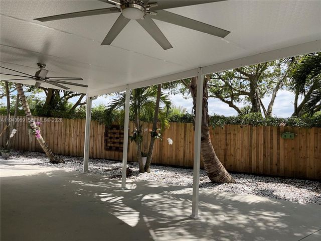 12896 SW 54th Ct, Miramar, FL 33027