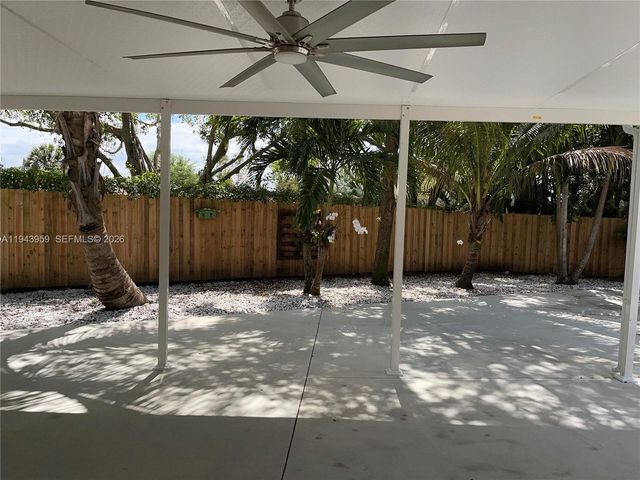 12896 SW 54th Ct, Miramar, FL 33027