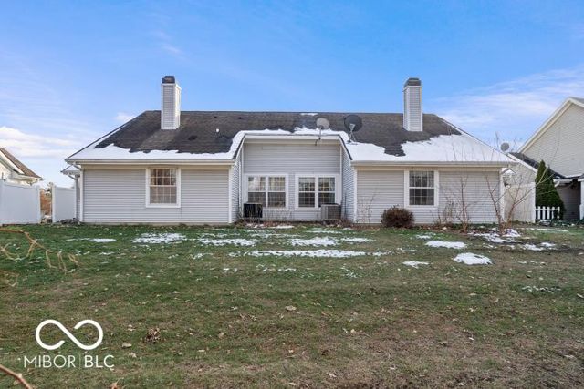 8212 Crook Drive N, Indianapolis, IN 46256