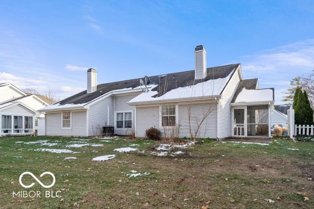 8212 Crook Drive N, Indianapolis, IN 46256