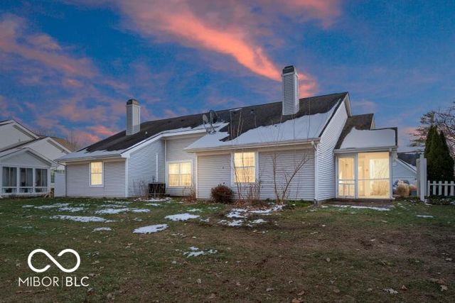 8212 Crook Drive N, Indianapolis, IN 46256