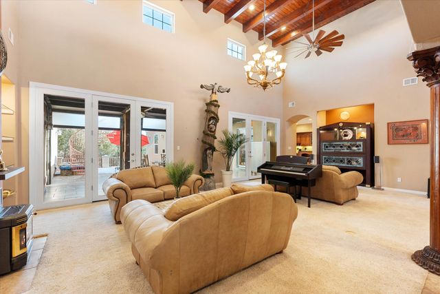 14 Teypana Drive, Tijeras, NM 87059