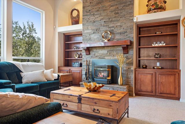 14 Teypana Drive, Tijeras, NM 87059