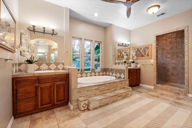 14 Teypana Drive, Tijeras, NM 87059