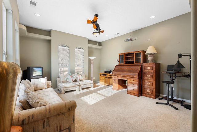 14 Teypana Drive, Tijeras, NM 87059