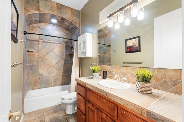 14 Teypana Drive, Tijeras, NM 87059