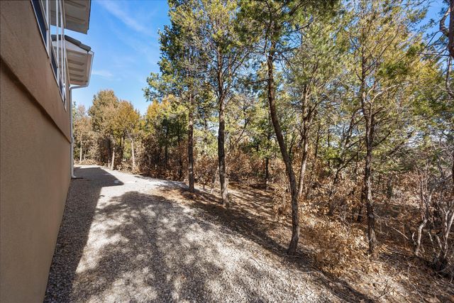 14 Teypana Drive, Tijeras, NM 87059