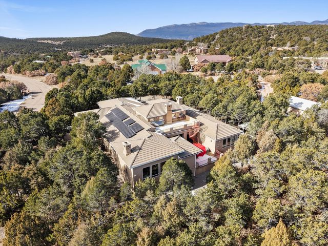 14 Teypana Drive, Tijeras, NM 87059