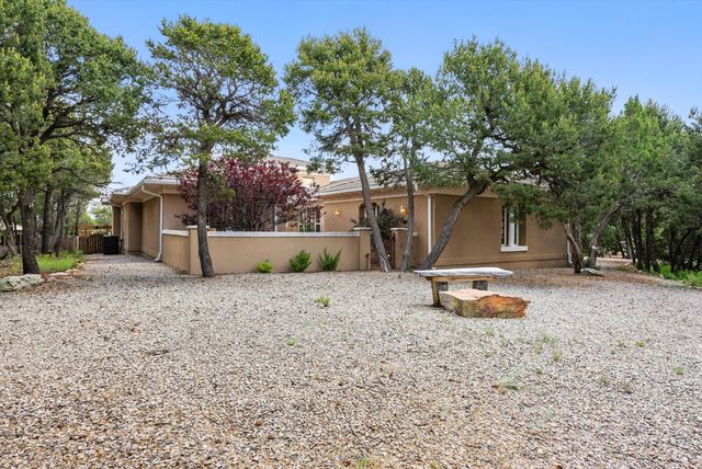 14 Teypana Drive, Tijeras, NM 87059