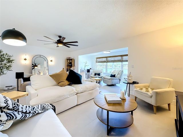 5935 30TH AVENUE S 104, Gulfport, FL 33707