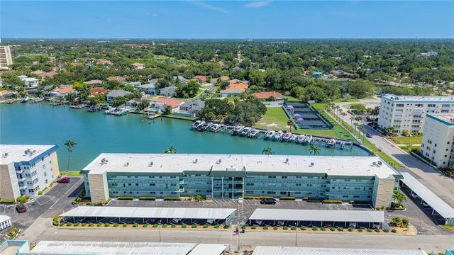 5935 30TH AVENUE S 104, Gulfport, FL 33707