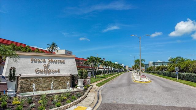 5935 30TH AVENUE S 104, Gulfport, FL 33707