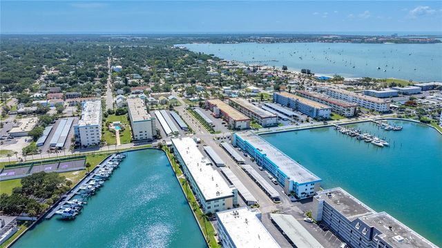 5935 30TH AVENUE S 104, Gulfport, FL 33707