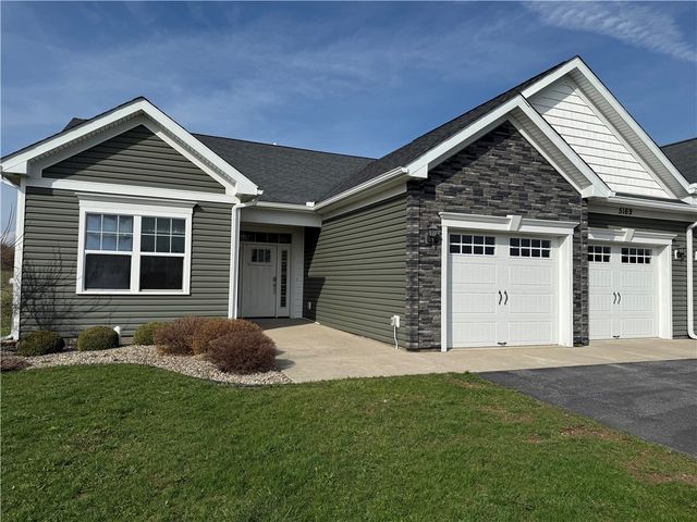 5169 Laurel Oak Way, Batavia, NY 14020