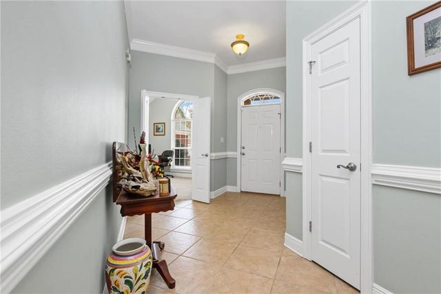 5585 Fairfield Place, Mobile, AL 36609