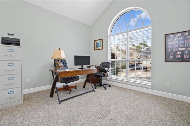 5585 Fairfield Place, Mobile, AL 36609