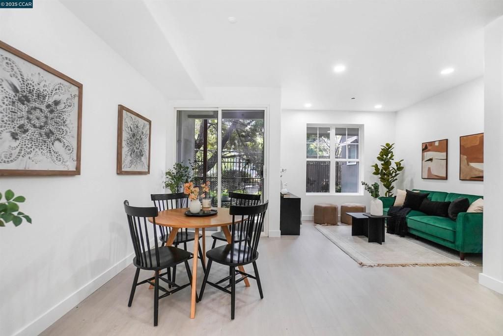 1121 40Th St 4105, Emeryville, CA 94608