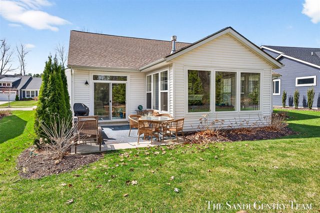17488 Shinnecock Drive, Spring Lake, MI 49456