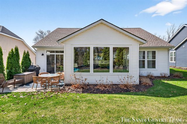 17488 Shinnecock Drive, Spring Lake, MI 49456