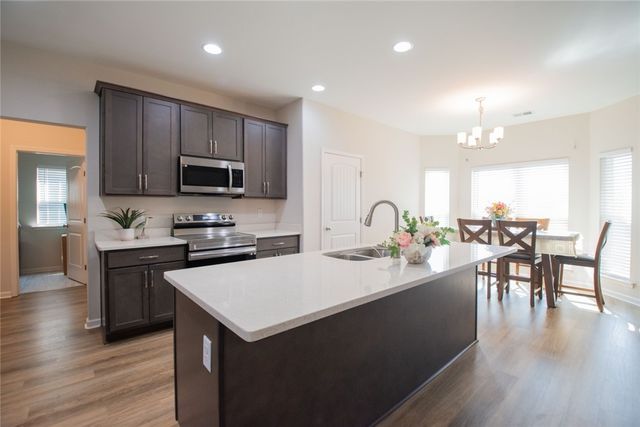 279 Chestnut Drive, Brunswick, GA 31523