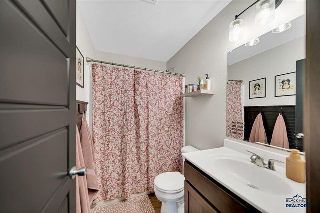 707 SUMMERFIELD DR, Rapid City, SD 57703