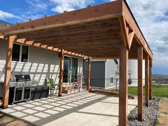 707 SUMMERFIELD DR, Rapid City, SD 57703