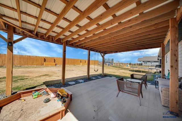 707 SUMMERFIELD DR, Rapid City, SD 57703