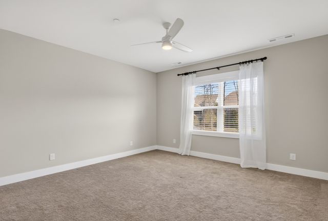 132 Telfair Ln, Nolensville, TN 37135