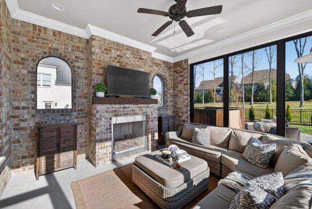 132 Telfair Ln, Nolensville, TN 37135